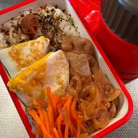 Snapdishの料理写真:ポークケチャップ弁当|ぽんさん