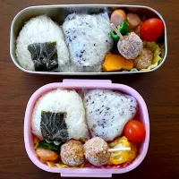 Snapdishの料理写真:幼稚園、小学校お弁当🍙今朝は久しぶりにお弁当２つ、なんだか嬉しい😊…|みーぬさん