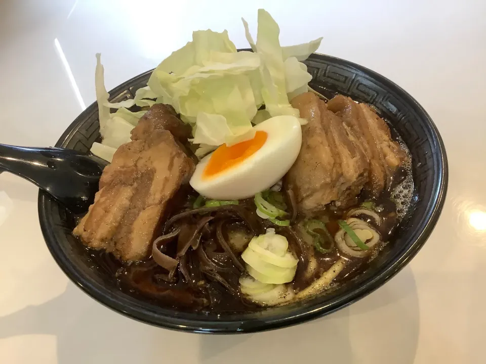 熊本ラーメン🍜全部乗せ😋|アライさんさん