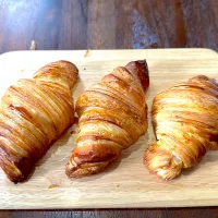 Snapdishの料理写真:クロワッサン🥐| まつむらさんさん