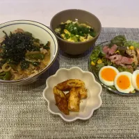 Snapdishの料理写真:残りのプルコギ風丼.ちくわのカレーマヨチーズ和え．わか玉スープ.サラダ|♡さやか♡さん