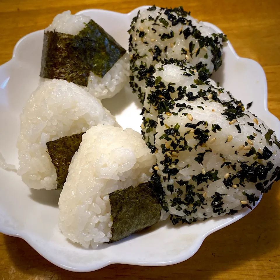 夫のおにぎり🍙弁当|もえさん