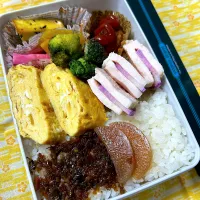 Snapdishの料理写真:おばあちゃんの手作り弁当👵