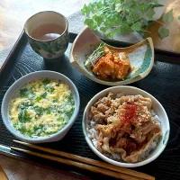 Snapdishの料理写真:豚丼|くまちゃんさん