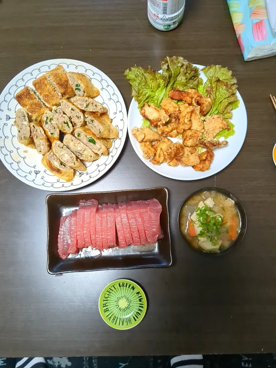 油揚げの餃子、から揚げ、マグロ、豚汁|あっちゃんさん