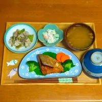 Snapdishの料理写真:今日の晩ご飯🌃🍴|とししいたけさん