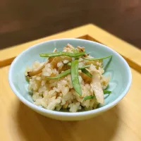 Snapdishの料理写真:きのこのおこわ🍚🍄‍🟫|森のごはん屋さんさん