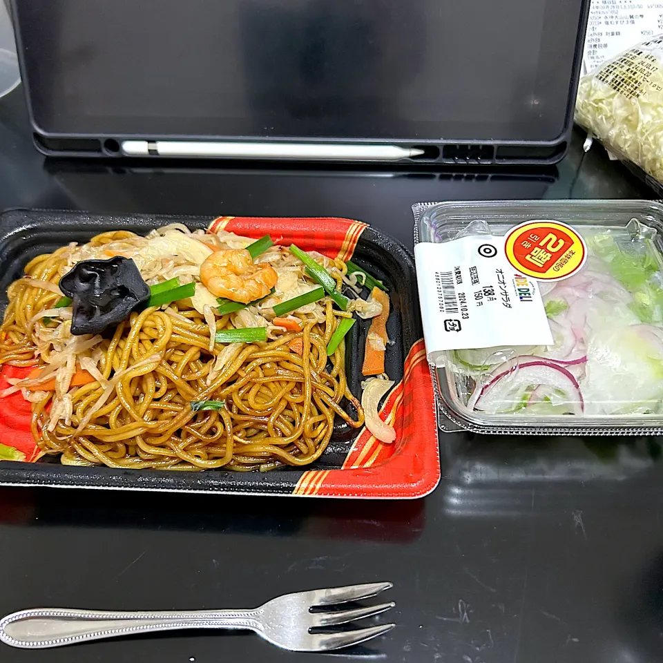 水曜日の朝食😋上海風焼きそば|すかラインさん