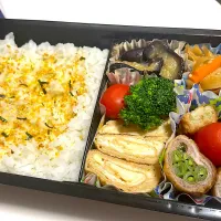 Snapdishの料理写真:いんげん牛肉巻き　チーズ入り卵焼き　きんぴらごぼう　ナス煮浸し　トマトブロ|senaさん