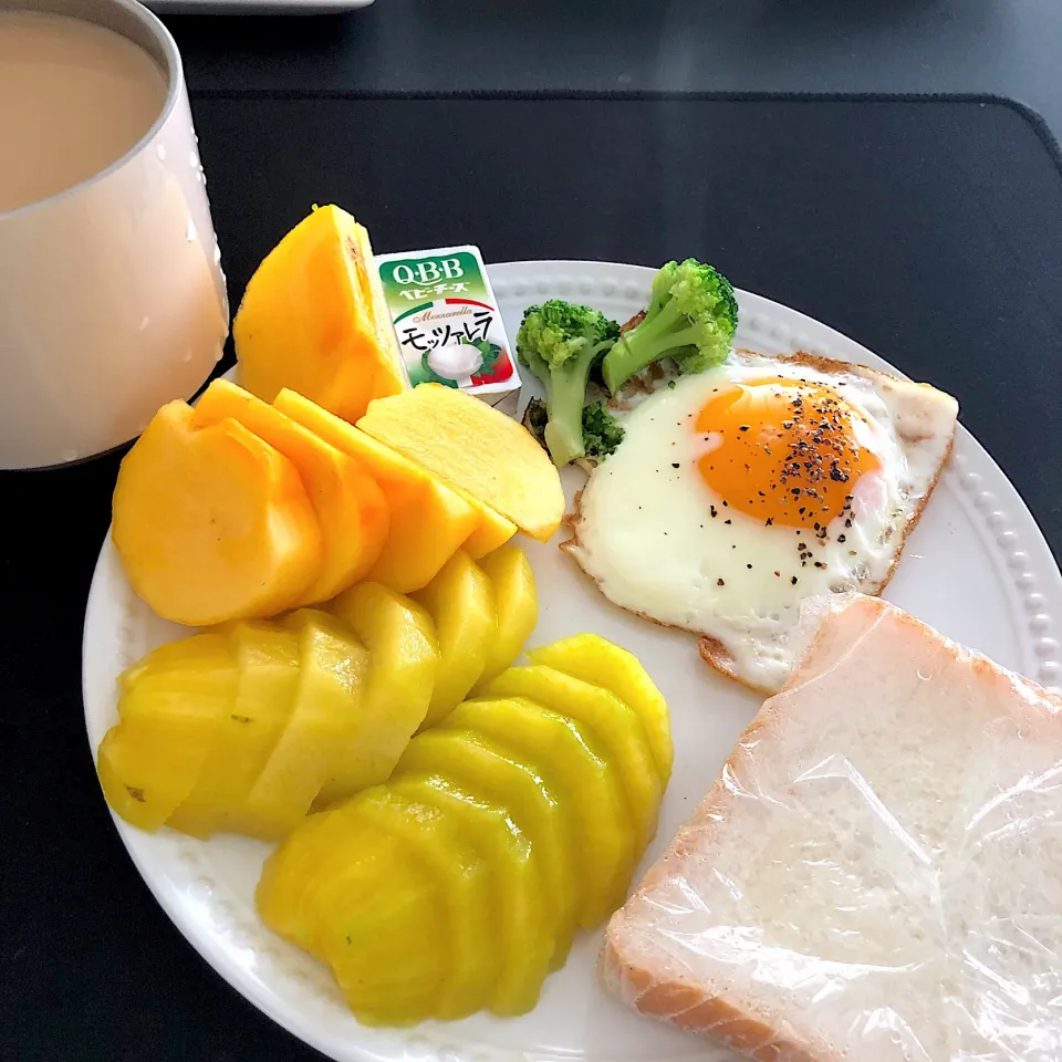 Snapdishの料理写真:11:35 朝ごはん🍳久々のお米パン|へれ子さん