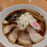 Snapdishの料理写真:目白　吉岡　竹岡式ラーメン|みーさん