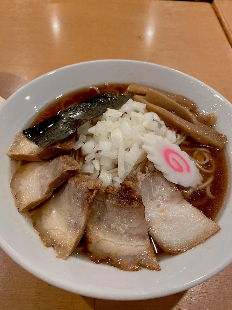 Snapdishの料理写真:目白　吉岡　竹岡式ラーメン|みーさん