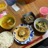 Snapdishの料理写真:夜　帆立バター醤油､牛肉生姜煮､小松菜煮物残り物|みちくんさん