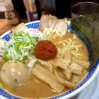 Snapdishの料理写真:ふくろう🦉辛味噌ラーメン|雑草シェリーさん