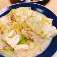 Snapdishの料理写真:豆腐とキャベツの塩豆乳煮|ももこさん