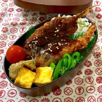 Snapdishの料理写真:ミックスフライ弁当|SaDaさん