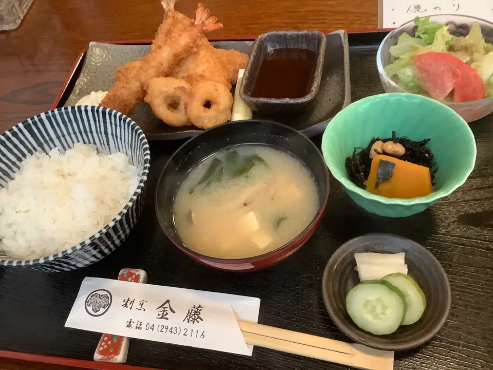 割烹金藤さんの『ミックスフライ定食』😋|アライさんさん