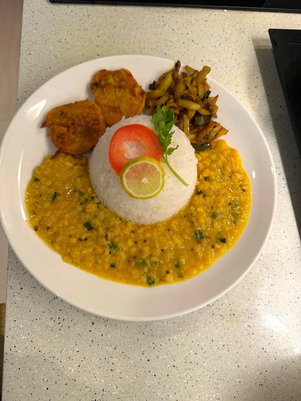 Snapdishの料理写真:Boonda Rice with Pulse and Aloo crispy|AN72さん