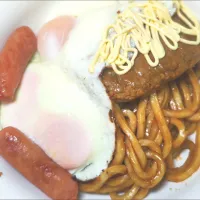 Snapdishの料理写真:ソース焼きうどん|akimitsuさん