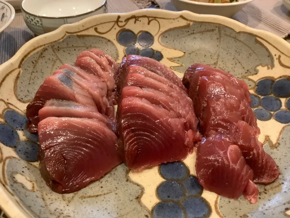 カツオのお刺身🐟😋|アライさんさん