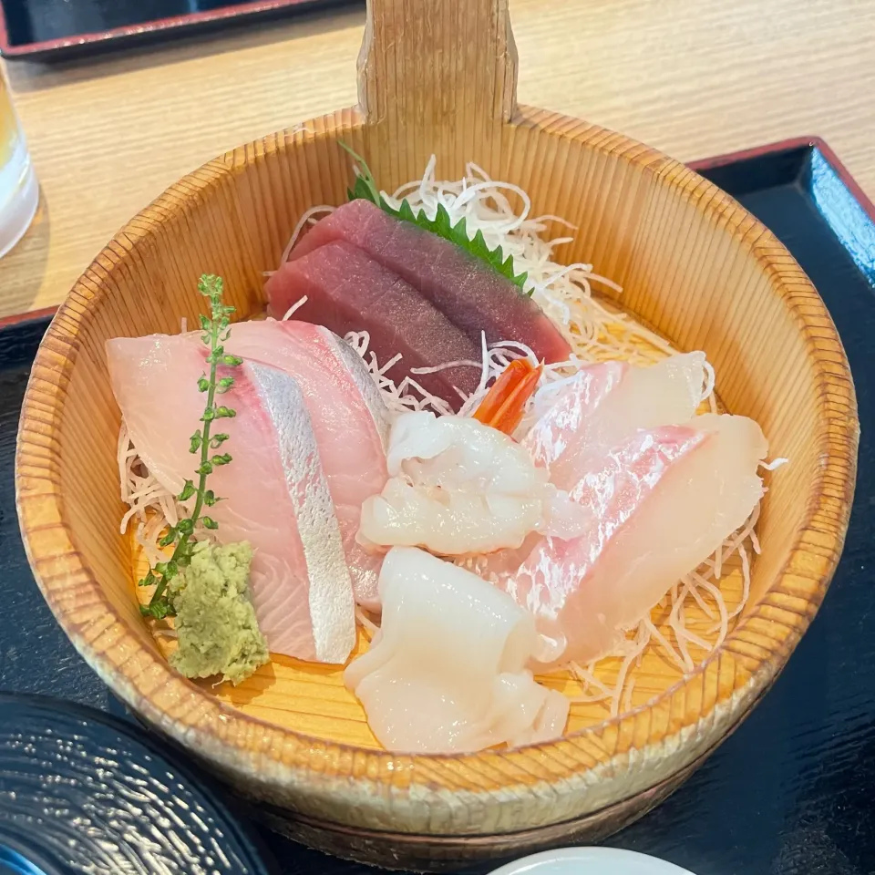 Snapdishの料理写真:御徒町＝吉池＝お刺身🐟|1103さん