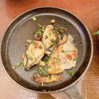 Snapdishの料理写真:牡蠣のバター焼き|ちゃみこさん