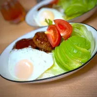 Snapdishの料理写真:ロコモコ丼|まっふぃーさん