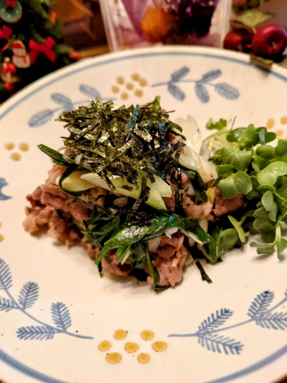 たっぷり長ネギの牛肉旨塩炒め|粉雪くるみさん