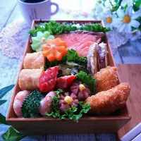 Snapdishの料理写真:鮭弁当|sugar beansさん