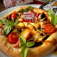 Snapdishの料理写真:Yummyで病みつきピザ🍕