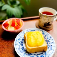 Snapdishの料理写真:カスタードトースト🍞 Custard Toast| アッコちゃん✨さん