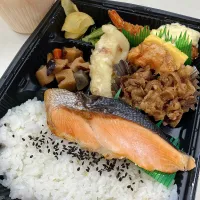 Snapdishの料理写真:ほっともっと 特撰幕の内弁当🍱|Kojiさん