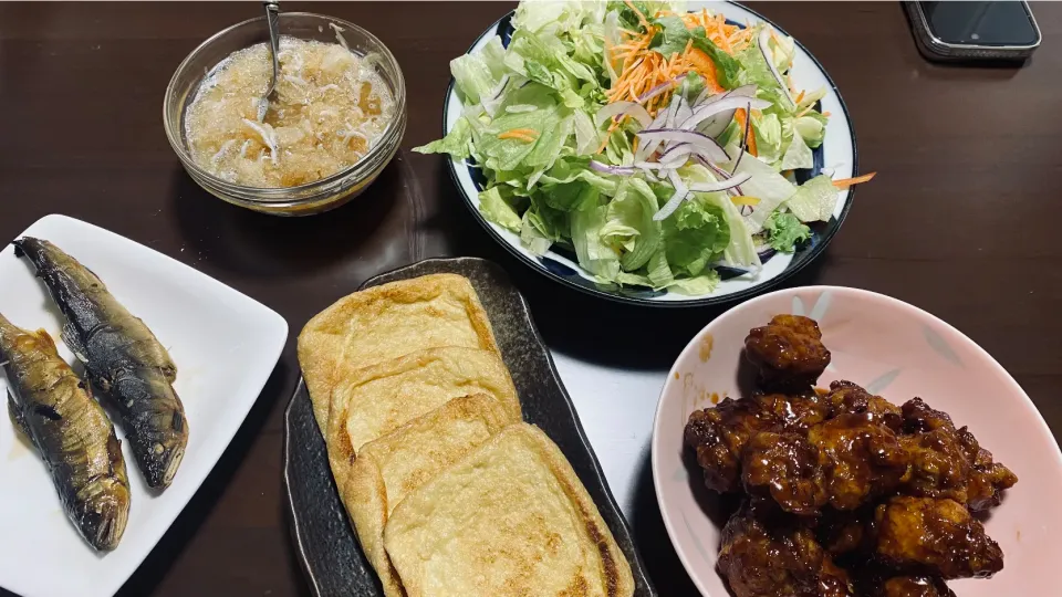 豚こまの唐揚げ　薄揚げのポタポタ焼き　鮎の甘露煮|えーちゃんさん