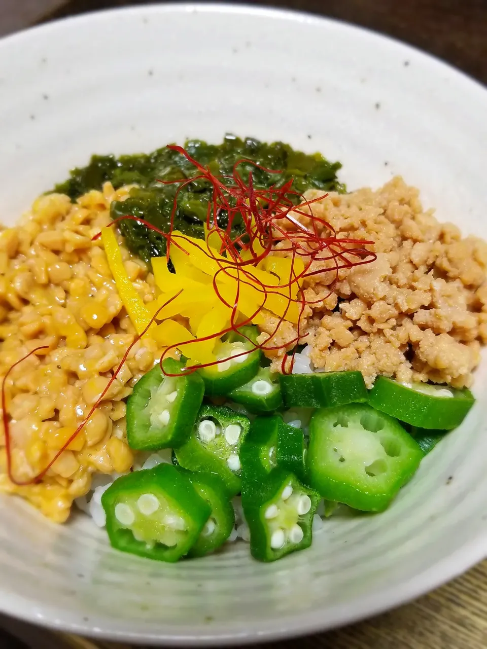 パパ作👨そぼろばくだん丼|ぱんだのままんさん