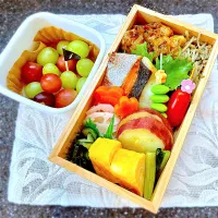 Snapdishの料理写真:息子のお弁当|Flowerさん