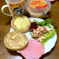 Snapdishの料理写真:イングリッシュマフィン| みんみんさん