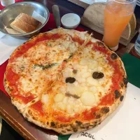 Snapdishの料理写真:メタメタ　　　　　　　　　　　　　　　じゃがいもとアンチョビ・マルゲリータ|ちゃみこさん