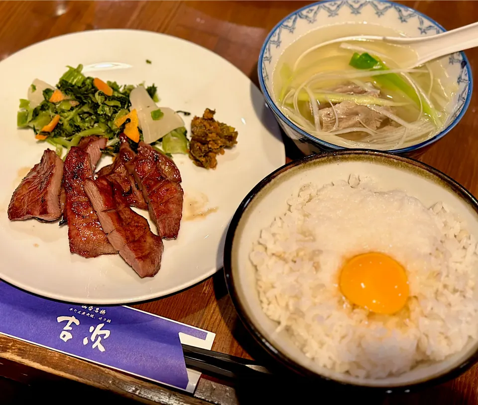 昨日のランチ🐮|にゃあ（芸名）さん