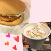 Snapdishの料理写真:マロンクリームラテ、エビバーガー🌹🥰|m.rafuさん