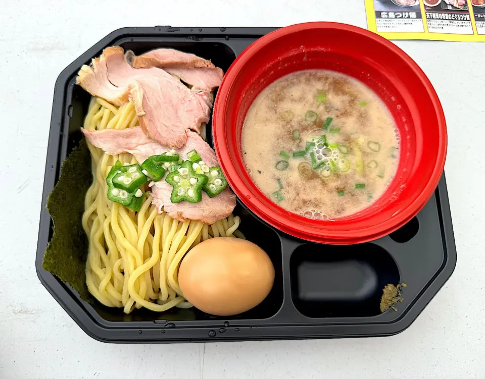 ノルウェーからの贈り物サバ濃密つけ麺（煮干そば平八）@大つけ麺博 新宿大久保公園|morimi32さん