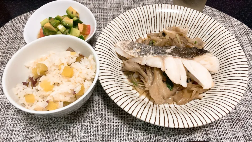 さつまいもご飯、蒸し鱈|とめさん