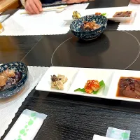 Snapdishの料理写真:3種盛りと茄子揚げ浸し🍆|Yoshihiro  Hamasakiさん