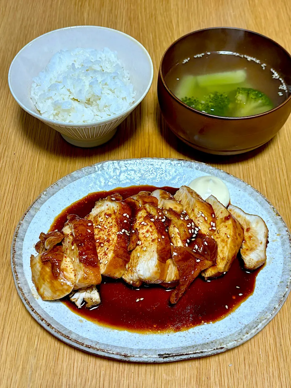 Snapdishの料理写真:10/27の夜ごはん~鶏むね肉の照り焼き風~|ゆかｕさん