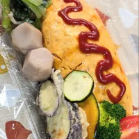 Snapdishの料理写真:オムライスと秋野菜のお弁当|f.1125beさん