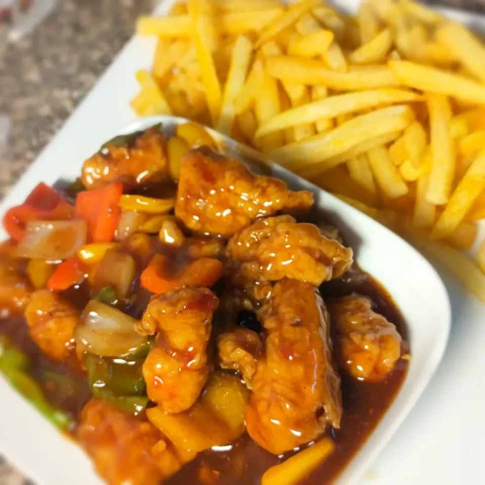 Snapdishの料理写真:chicken sweet and sour|alaa lodaさん