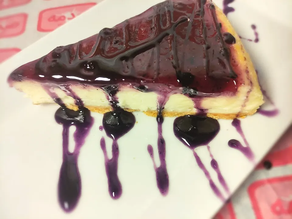 Snapdishの料理写真:cheese cake blueberry|alaa lodaさん