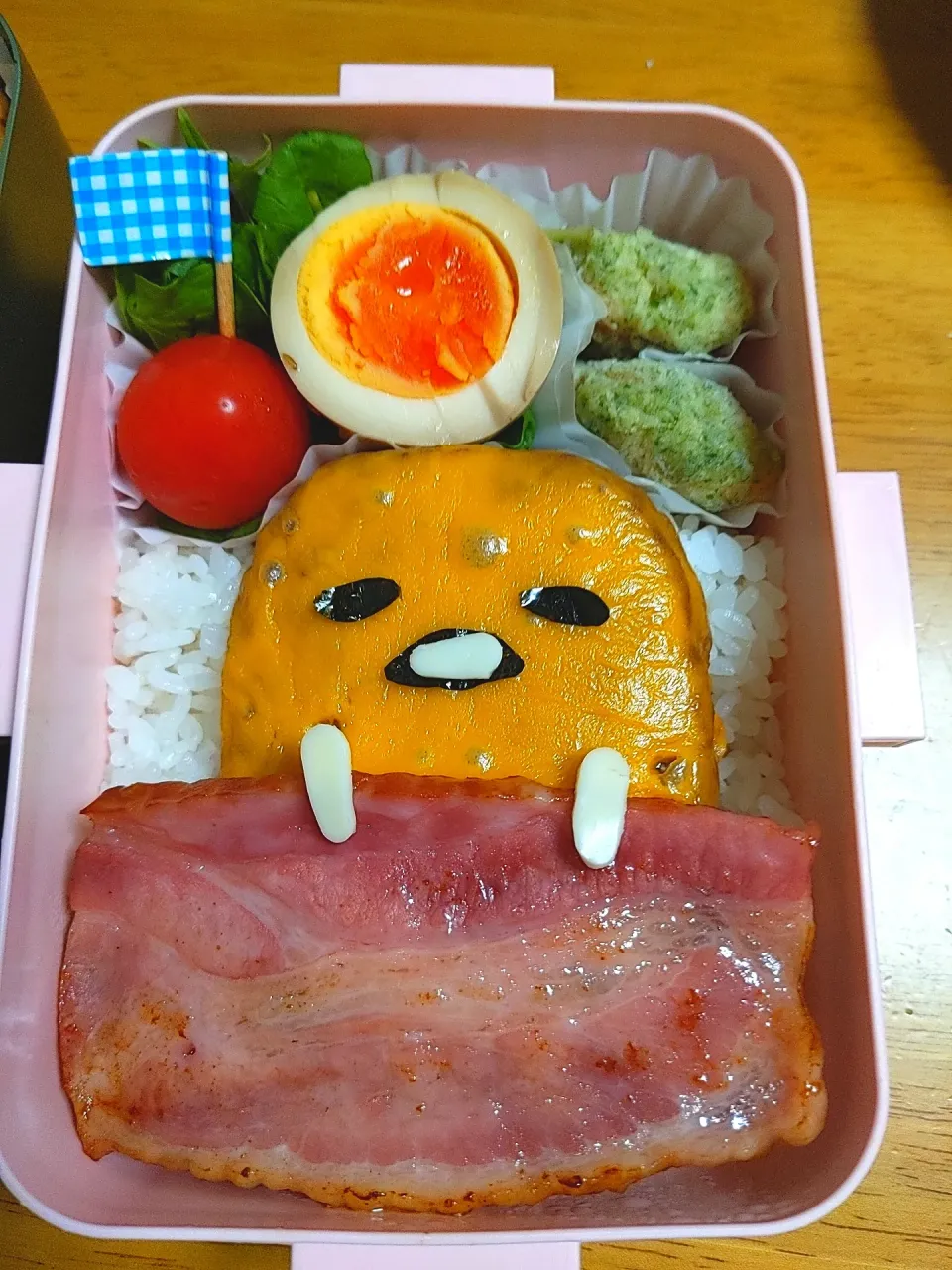 Snapdishの料理写真:キャラ弁ぐでたま|楠川美江さん