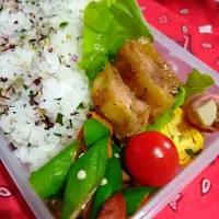 Snapdishの料理写真:おくら炒め鶏照焼き弁当|yayoi.Kさん