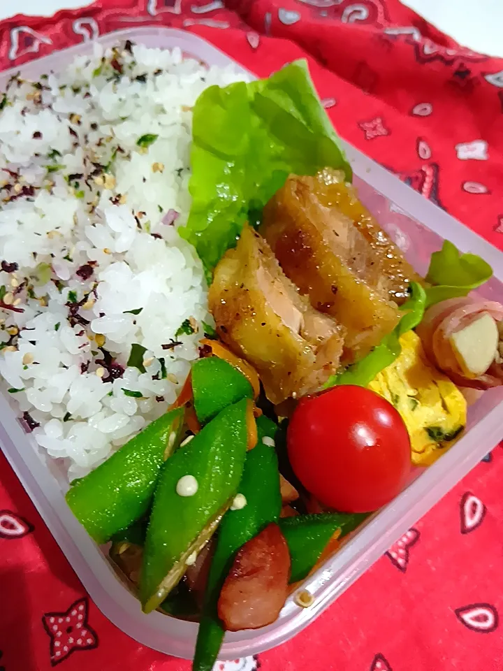 Snapdishの料理写真:おくら炒め鶏照焼き弁当|yayoi.Kさん