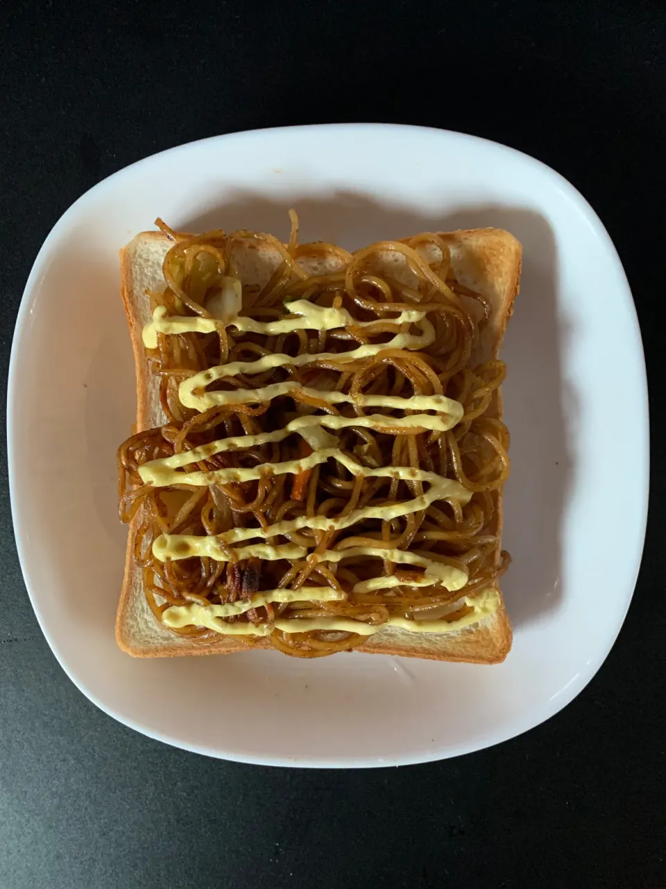 マリンフード焼きそばパン|そらまめさん